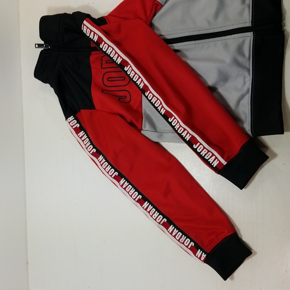 Air Jordan Kids Full Zip Track Jacket Black Red Gray size 6 - Picture 4 of 8